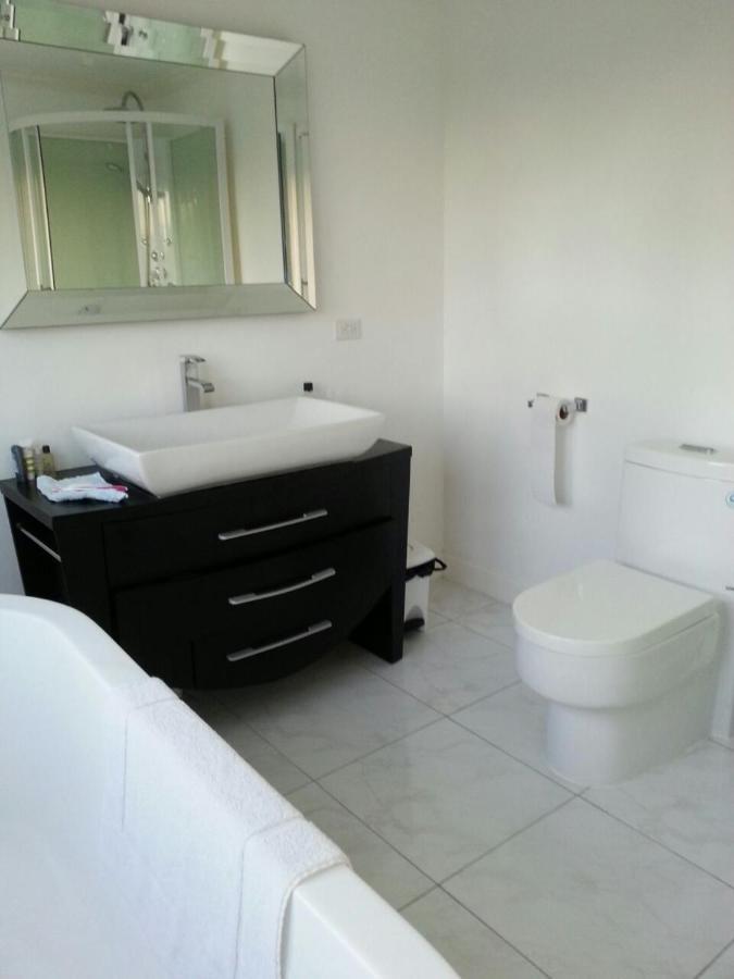 Townhouse By The Bay, Little Bay Country Club ,Negril Villa Orange Bay ภายนอก รูปภาพ