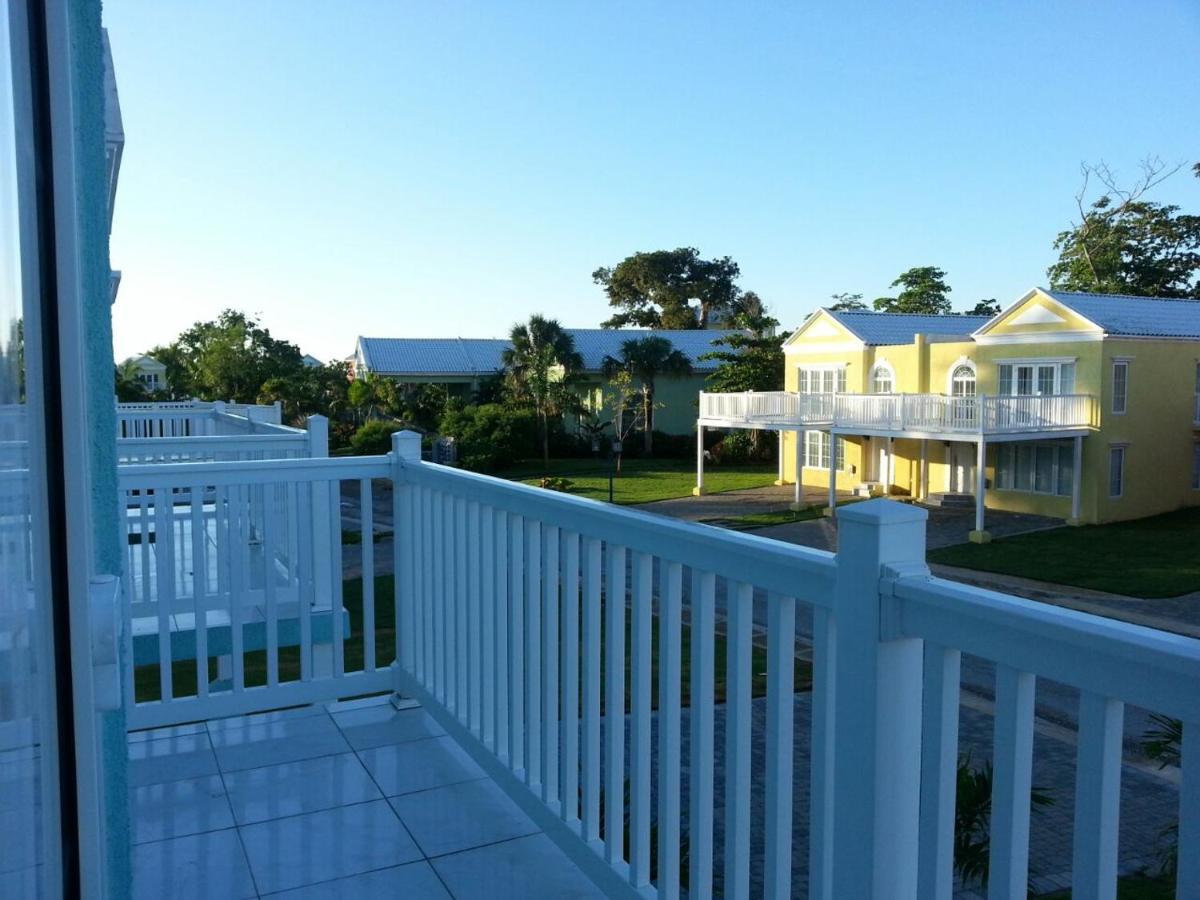 Townhouse By The Bay, Little Bay Country Club ,Negril Villa Orange Bay ภายนอก รูปภาพ