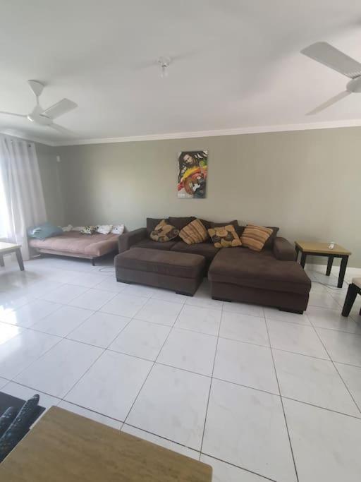 Townhouse By The Bay, Little Bay Country Club ,Negril Villa Orange Bay ภายนอก รูปภาพ