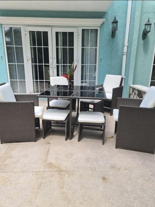 Townhouse By The Bay, Little Bay Country Club ,Negril Villa Orange Bay ภายนอก รูปภาพ